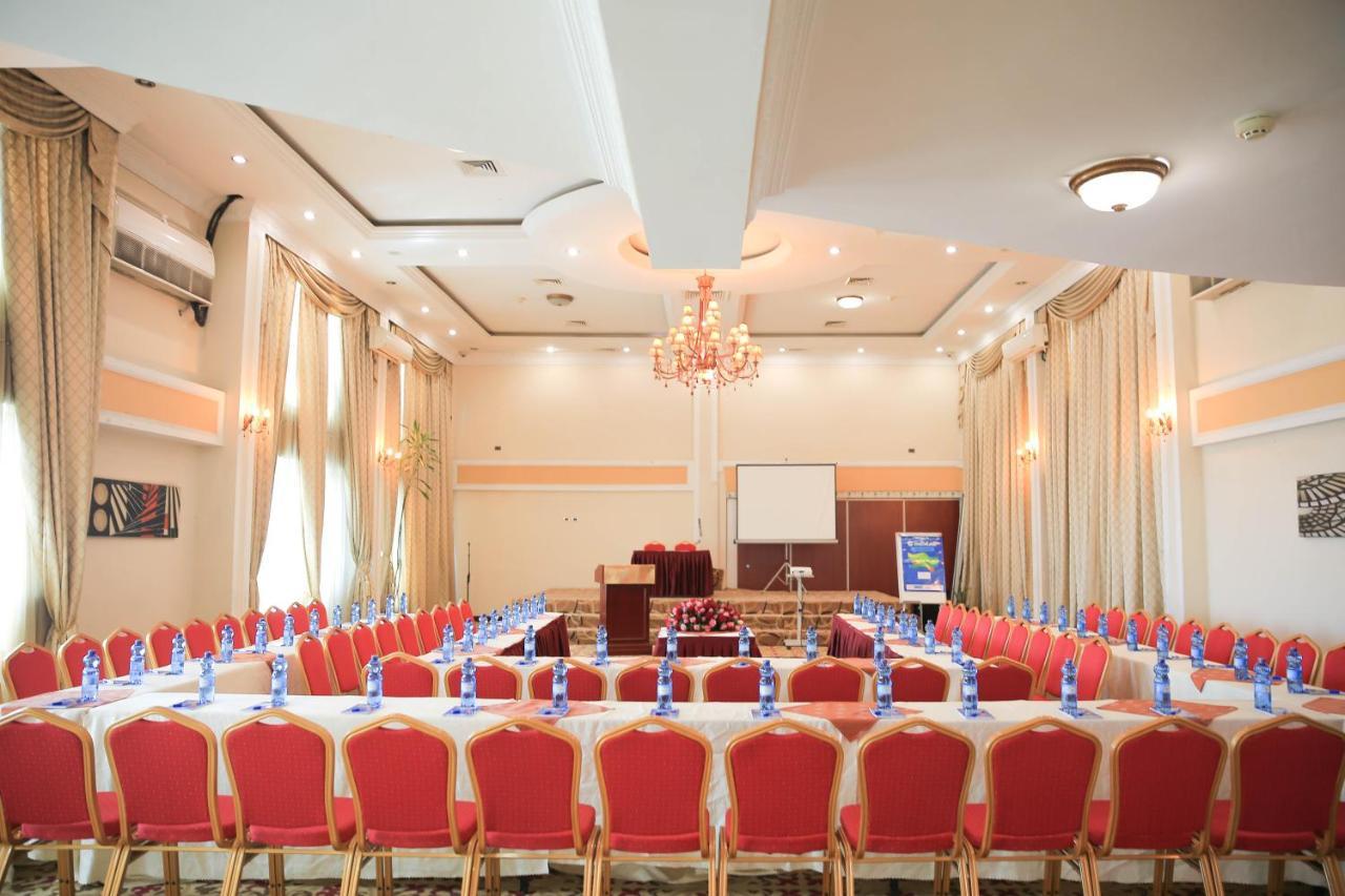 Swiss Inn Nexus Hotel Addis Ababa Exteriör bild